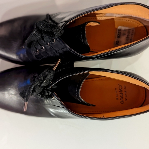 Joan and David leather, heeled platform, lace up boots LUXE - Picture 5 of 9